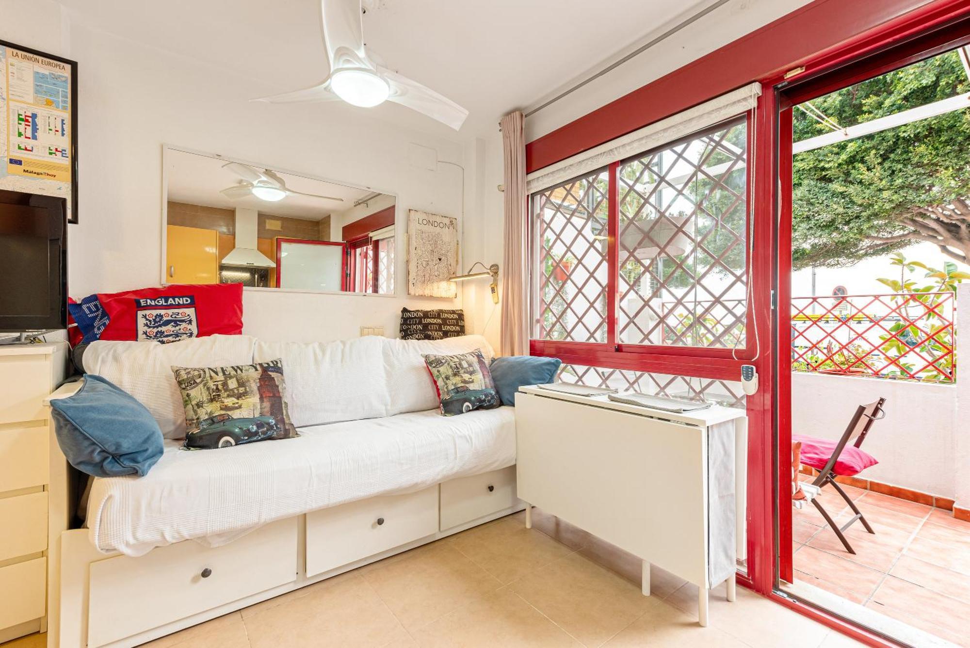 Casita Playa Apartment มาลากา ภายนอก รูปภาพ